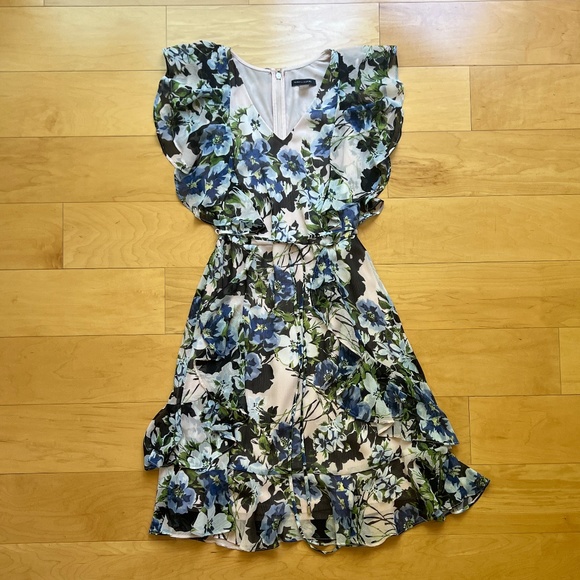 Tommy Hilfiger ~ Tropical Floral Flutter Midi Dress ~ Size 2 - Picture 3 of 8